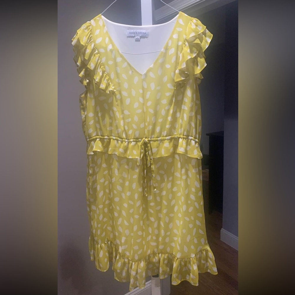 Yellow dress